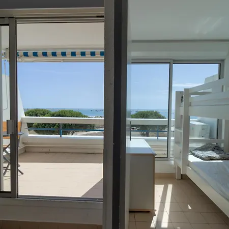 Aparthotel Ulysse Port Camargue 3*