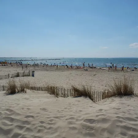 Aparthotel Ulysse Port Camargue 4*