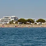 Ulysse Port Camargue Aparthotel 3*