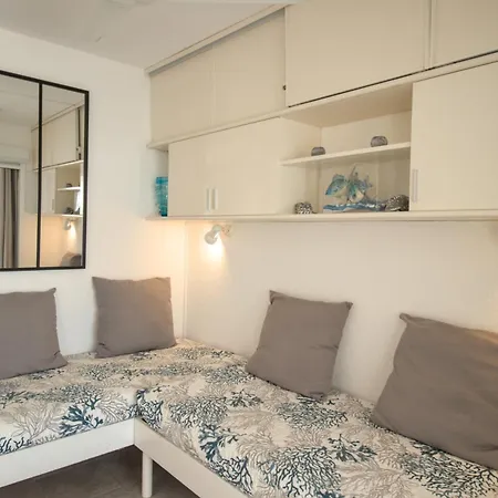 Ulysse Port Camargue Ξενοδοχείο με διαμερίσματα 3*