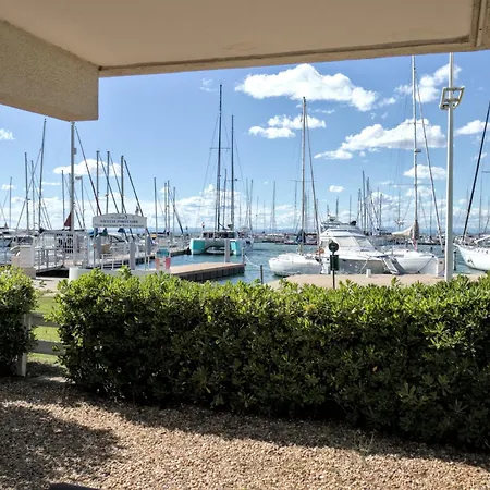 Ulysse Port Camargue Ξενοδοχείο με διαμερίσματα 3*
