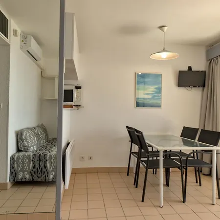 Ulysse Port Camargue Ξενοδοχείο με διαμερίσματα 3*