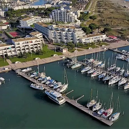 Ulysse Port Camargue Ле-Гро-дю-Руа