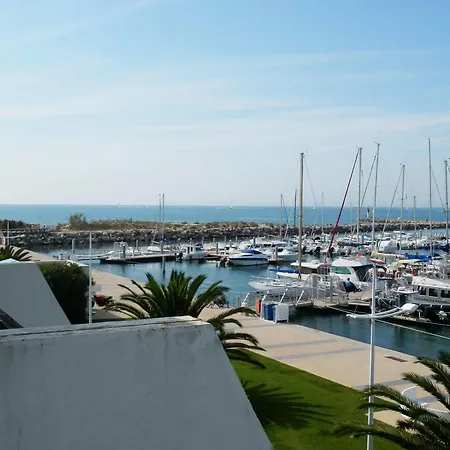 Aparthotel Ulysse Port Camargue 3*
