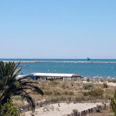 Ulysse Port Camargue 公寓式酒店 *