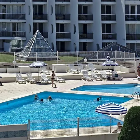 Ulysse Port Camargue 勒格罗-迪鲁瓦