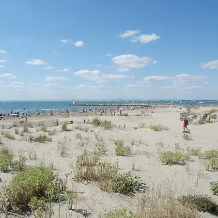 Ulysse Port Camargue 勒格罗-迪鲁瓦