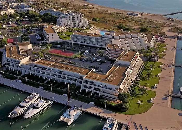Aparthotel Ulysse Port Camargue 3*