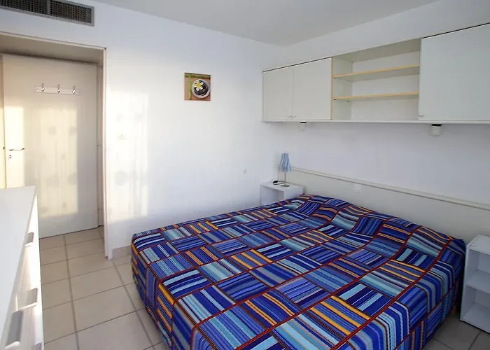 Rivages D'ulysse Port Camargue Appart hôtel